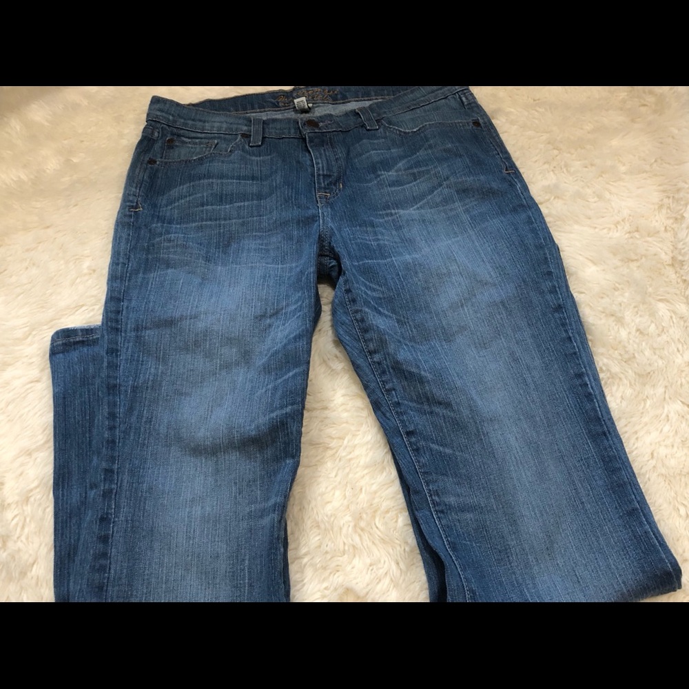 Abercrombie & Fitch boot leg cut jeans